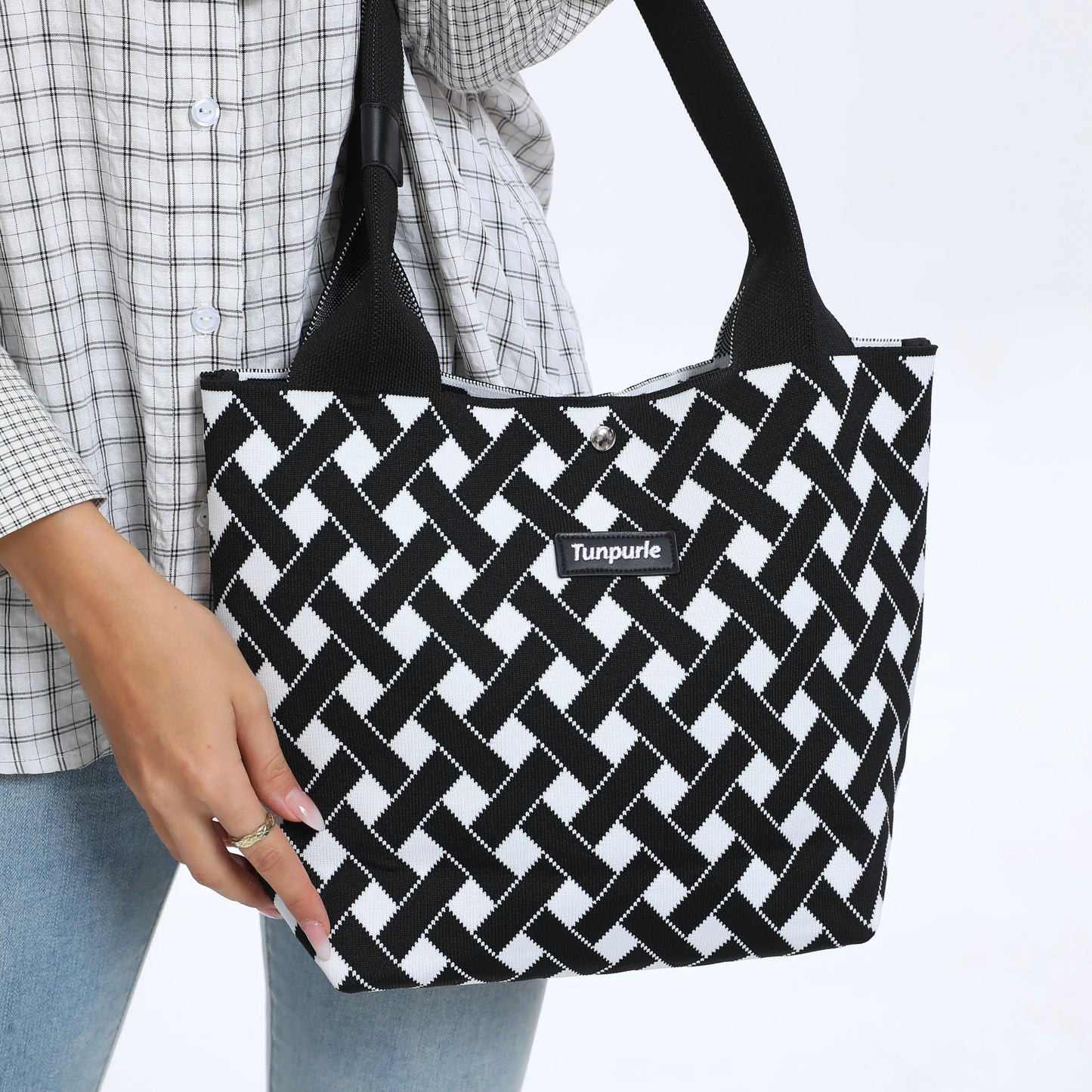 Ladies' classic tote bag, casual black and white handbag