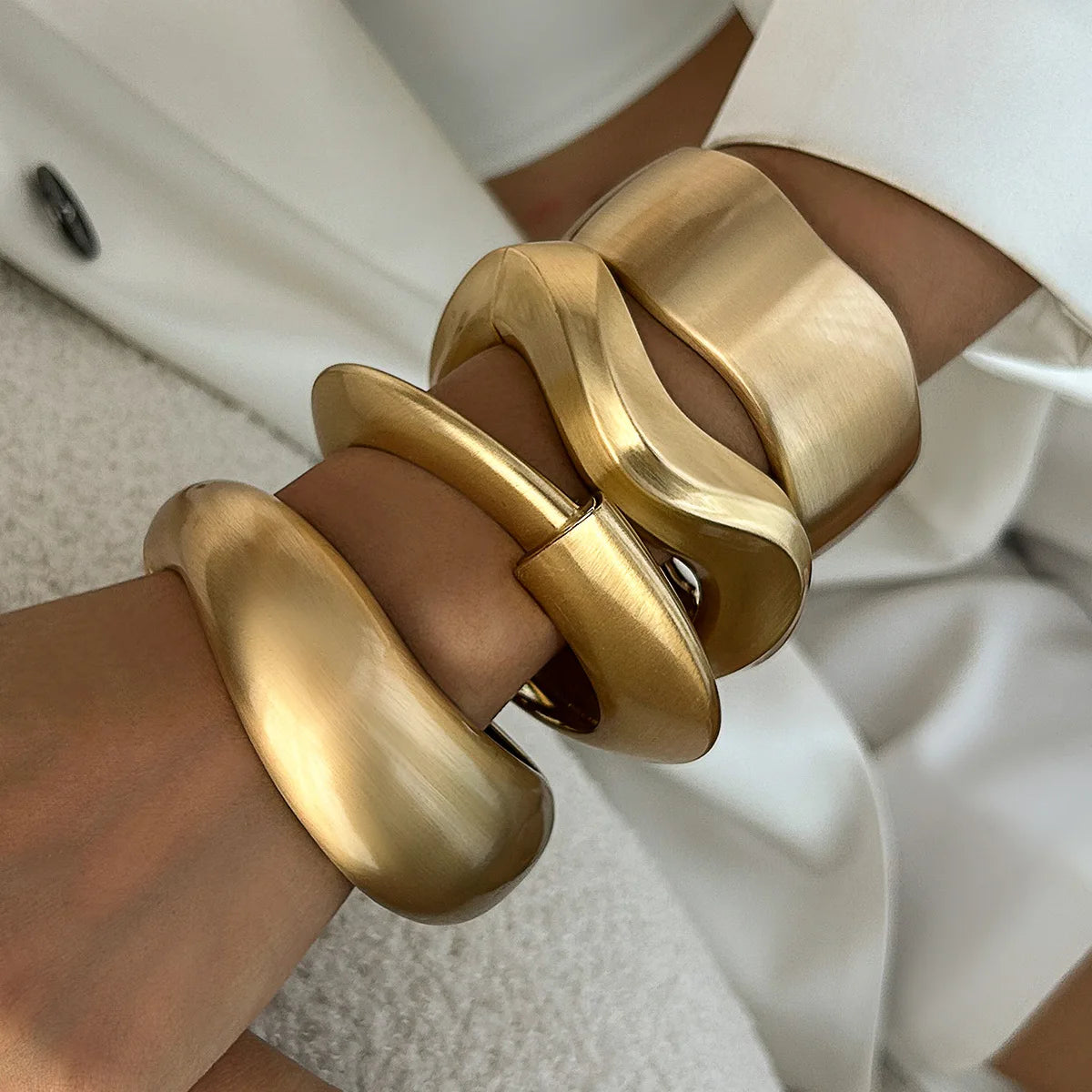 KMVEXO Bracelet Chunky Heavy Wide Metal Water Drop Bangles for Women Gold Color Open Cuff Thick Irregular Wave Bangle Bracelet Jewelry