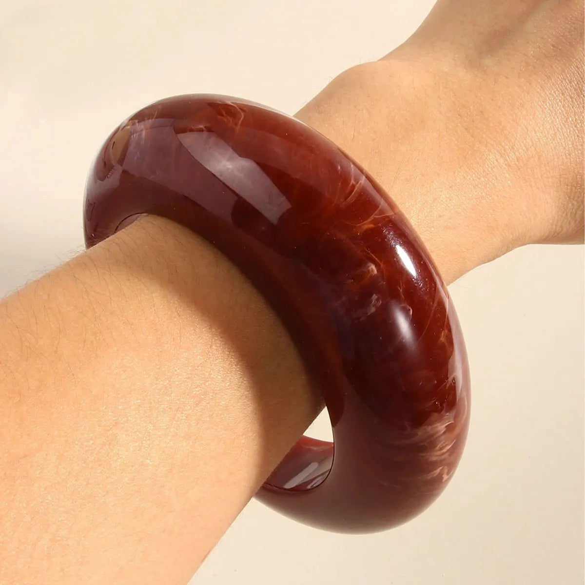 KMVEXO Irregular Resin Wide Cuff Bracelets Bangles for Women Vintage Geometric Red Green Designer Bracelet