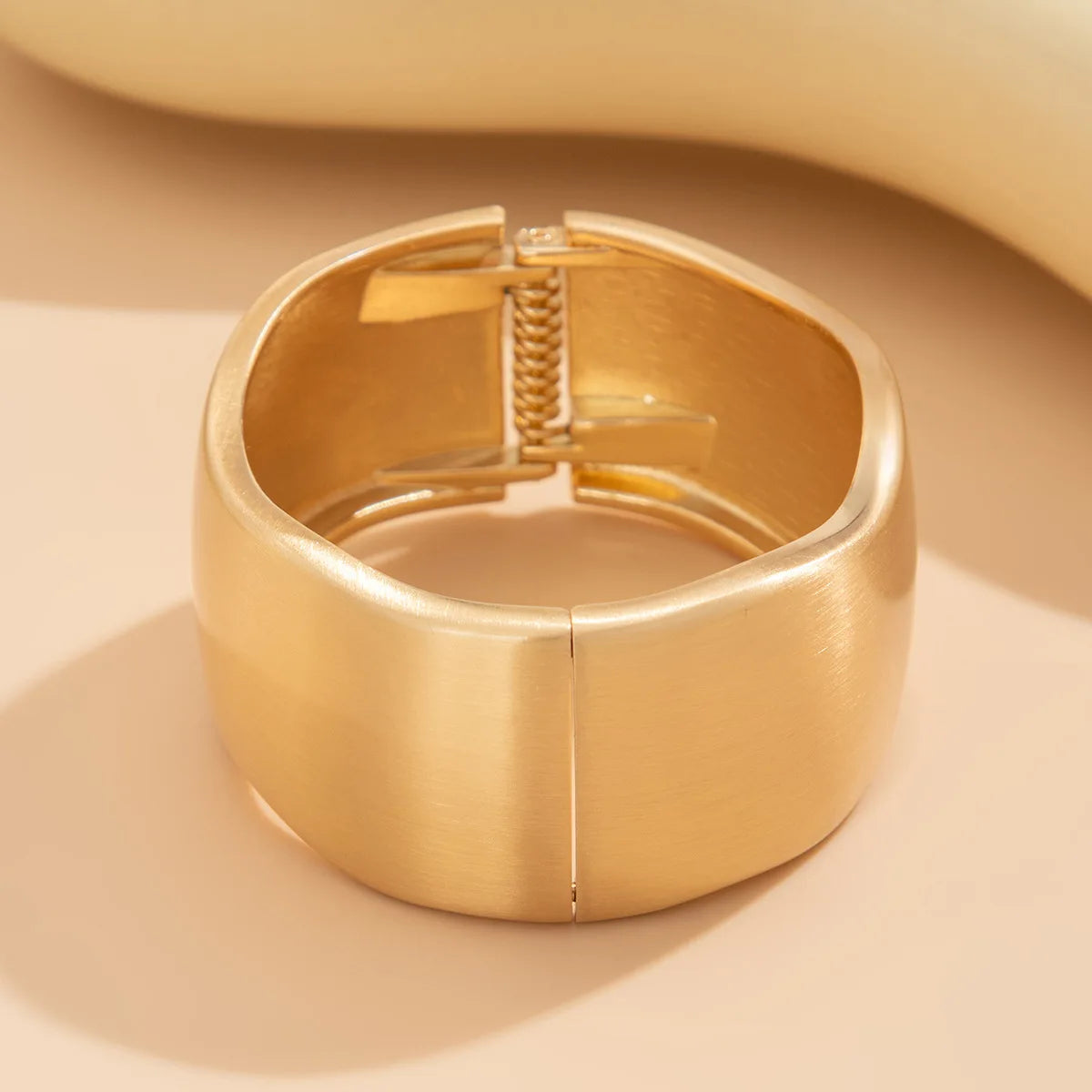 KMVEXO Bracelet Chunky Heavy Wide Metal Water Drop Bangles for Women Gold Color Open Cuff Thick Irregular Wave Bangle Bracelet Jewelry