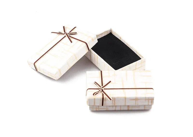 Gift Box / Container with sponge inside for presentation High Quality nice Colors Gift boxes.