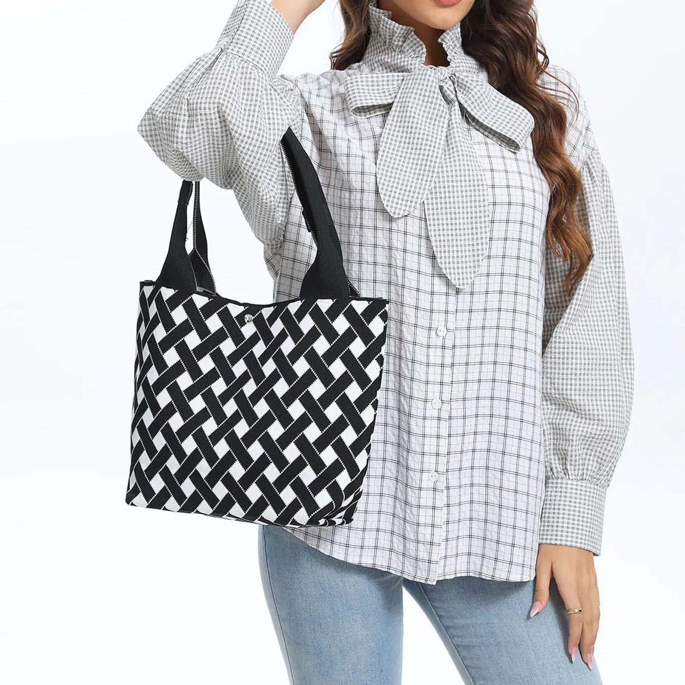 Ladies' classic tote bag, casual black and white handbag